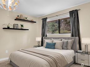 8 143rd Street SW, Lynnwood WA 98087
