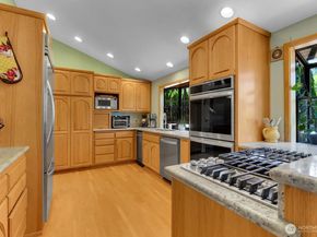 8 143rd Street SW, Lynnwood WA 98087