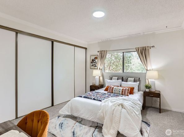 14547 NE 40th St J302, Bellevue WA 98007