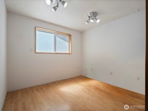 1908 SE 21st Place, Renton WA 98055