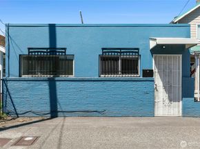 525 Central Avenue N, Kent WA 98032