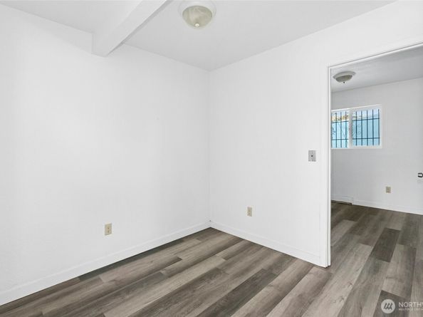 525 Central Avenue N, Kent WA 98032