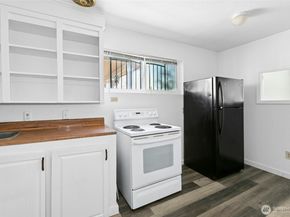 525 Central Avenue N, Kent WA 98032