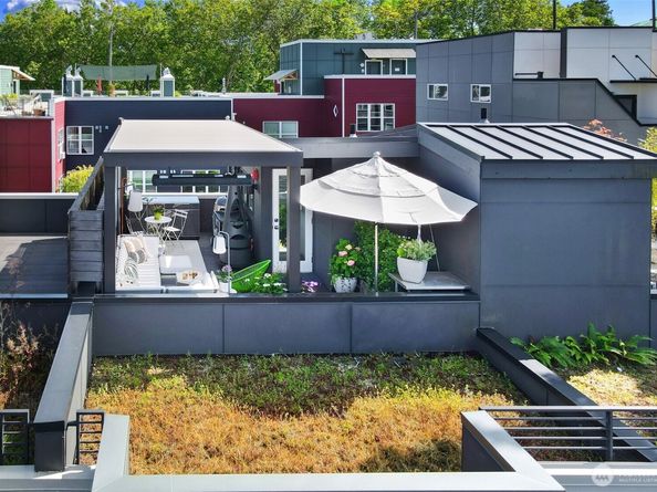 1117 34th Avenue B, Seattle WA 98122