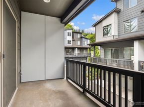 1910 Riva Lane NW, Issaquah WA 98027