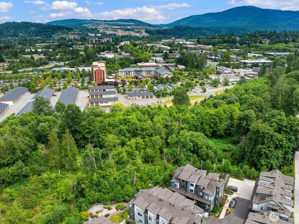 1910 Riva Lane NW, Issaquah WA 98027