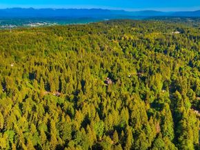 17524 214th Avenue NE, Woodinville WA 98077