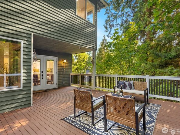 17524 214th Avenue NE, Woodinville WA 98077