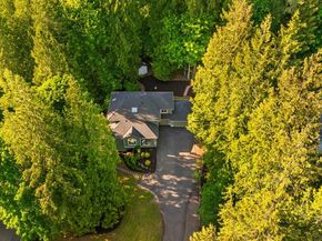 17524 214th Avenue NE, Woodinville WA 98077
