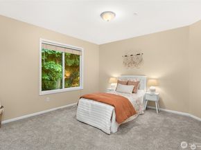 17524 214th Avenue NE, Woodinville WA 98077