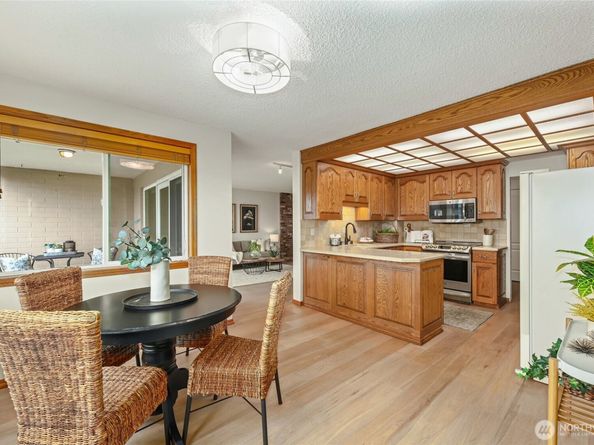 10203 47th Avenue SW A206, Seattle WA 98146