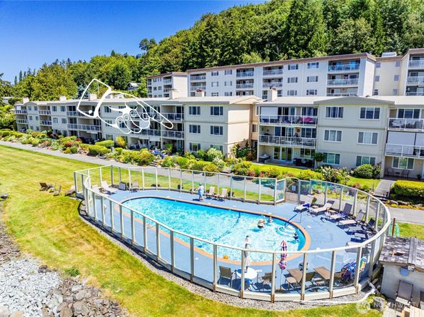 10203 47th Avenue SW A206, Seattle WA 98146