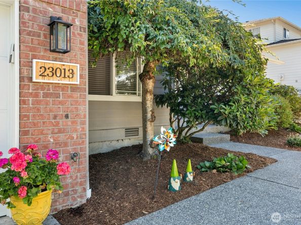 23013 21st Avenue SE, Bothell WA 98021