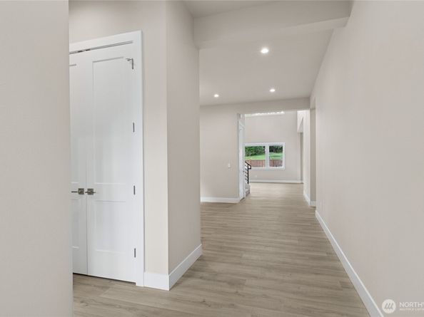 14449 133rd Place NE 6, Woodinville WA 98072