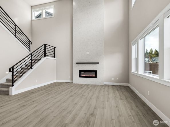 14449 133rd Place NE 6, Woodinville WA 98072