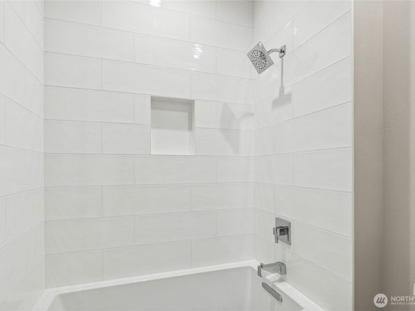 14449 133rd Place NE 6, Woodinville WA 98072
