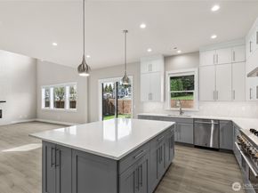 14449 133rd Place NE 6, Woodinville WA 98072