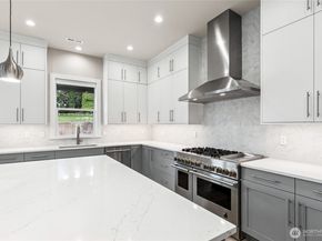 14449 133rd Place NE 6, Woodinville WA 98072