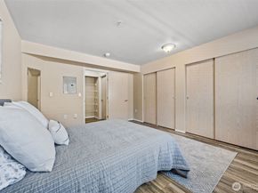 11130 SE 208th Street N101, Kent WA 98031