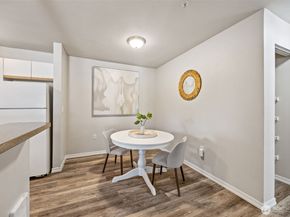 11130 SE 208th Street N101, Kent WA 98031