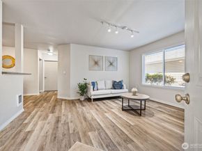 11130 SE 208th Street N101, Kent WA 98031