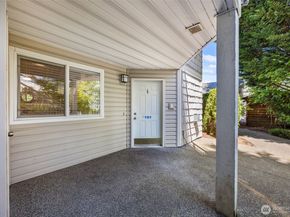 11130 SE 208th Street N101, Kent WA 98031
