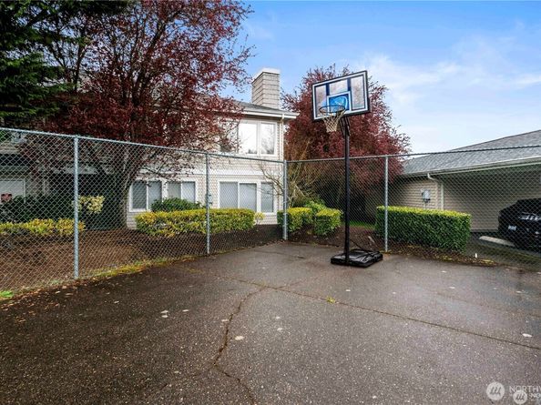 11130 SE 208th Street N101, Kent WA 98031