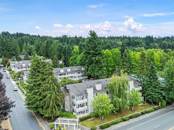 14007 NE 181st Street A102, Woodinville WA 98072