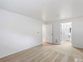 14007 NE 181st Street A102, Woodinville WA 98072