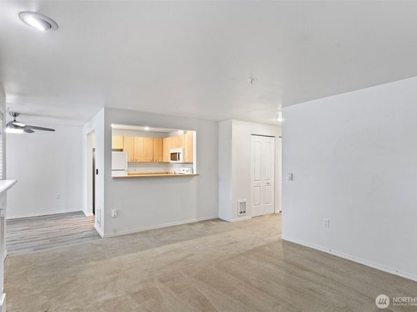 14007 NE 181st Street A102, Woodinville WA 98072
