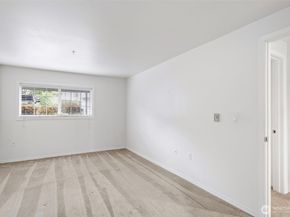 14007 NE 181st Street A102, Woodinville WA 98072