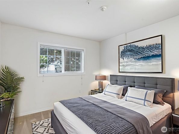 14007 NE 181st Street A102, Woodinville WA 98072