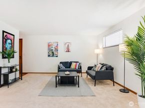 1200 6th Avenue N 6, Seattle WA 98109
