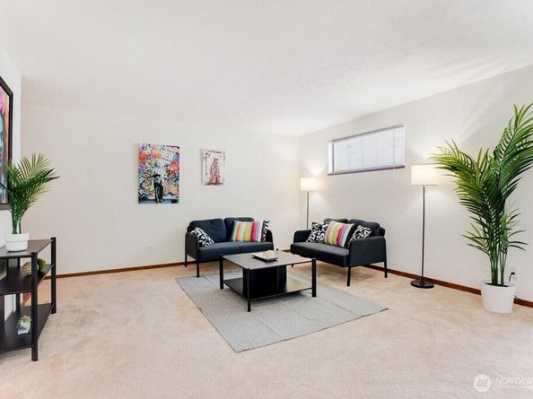 1200 6th Avenue N 6, Seattle WA 98109