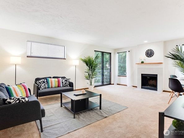 1200 6th Avenue N 6, Seattle WA 98109