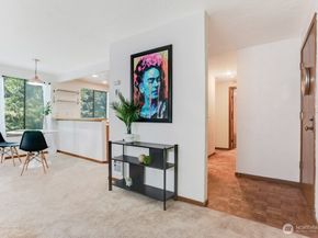1200 6th Avenue N 6, Seattle WA 98109