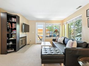 29 Etruria Street B405, Seattle WA 98109