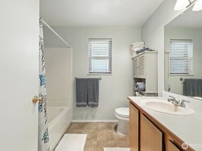 29 Etruria Street B405, Seattle WA 98109