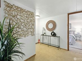 9809 57th Avenue S, Seattle WA 98118