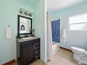 9809 57th Avenue S, Seattle WA 98118