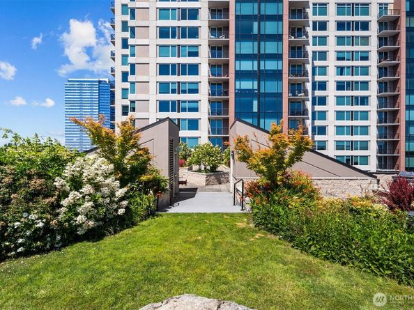 177 107th Avenue NE 1906, Bellevue WA 98004