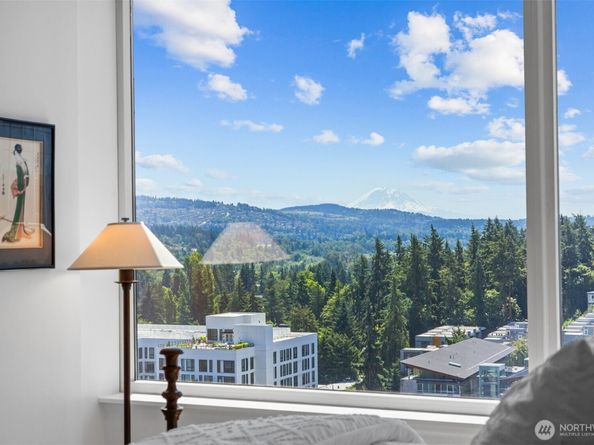 177 107th Avenue NE 1906, Bellevue WA 98004