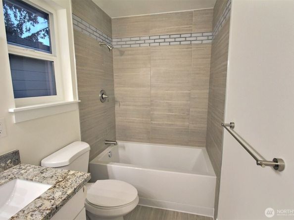15188 5th Lane S B, Burien WA 98148