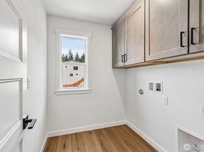 24319 13th Avenue SE CR21, Bothell WA 98021