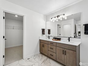 24319 13th Avenue SE CR21, Bothell WA 98021