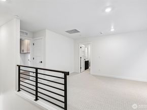 24319 13th Avenue SE CR21, Bothell WA 98021
