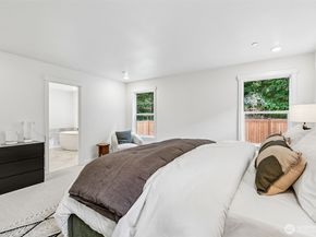 24319 13th Avenue SE CR21, Bothell WA 98021