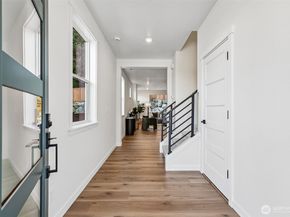 24319 13th Avenue SE CR21, Bothell WA 98021