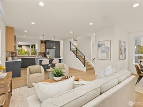5203 Sand Point Place NE, Seattle WA 98105