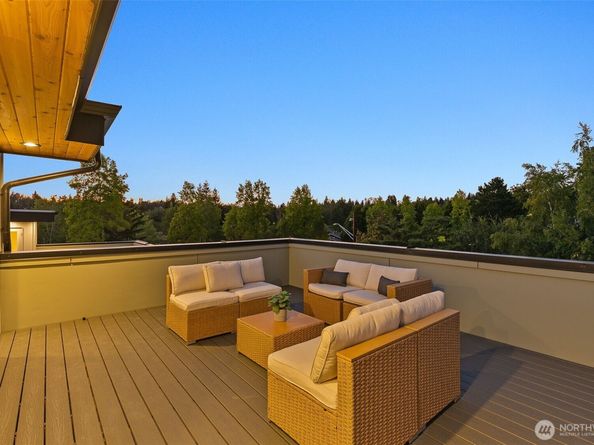5203 Sand Point Place NE, Seattle WA 98105